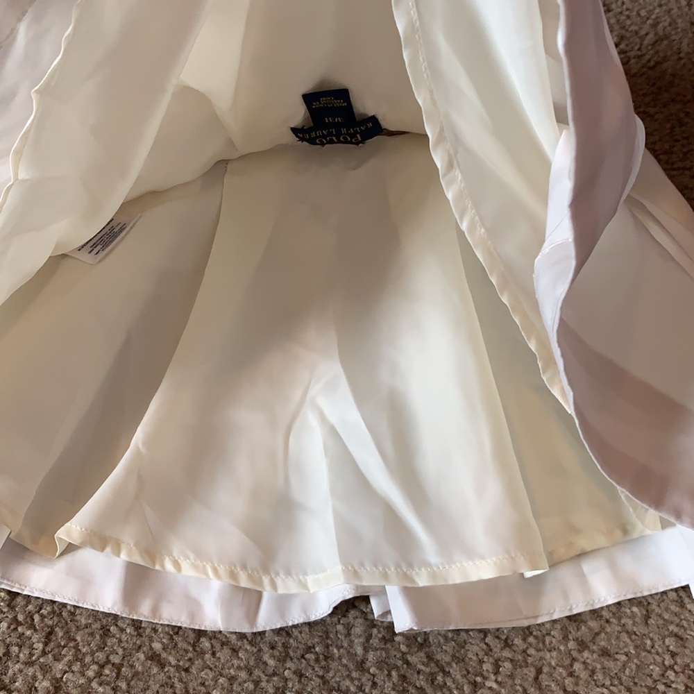 Beautiful girl's pleated skirt, Size 3 T, POLO.... - Picture 6 of 6